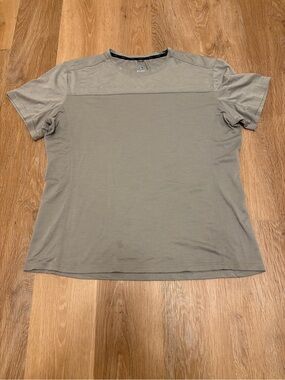 KUHL Performance T-Shirt Men’s XL Gray Mesh Athletic Hiking Outdoor Polyester